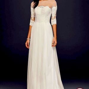 Elegant wedding dress